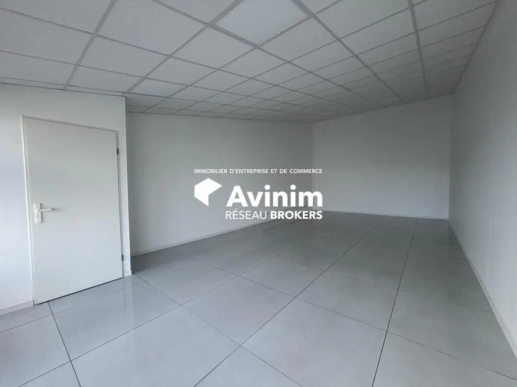 Location Commerce 47 m² - Photo 1