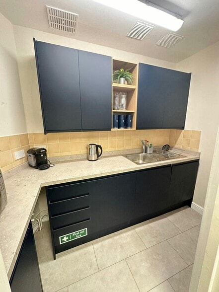 Stockingswater Ln, Enfield for sale - Building Photo - Image 3 of 7