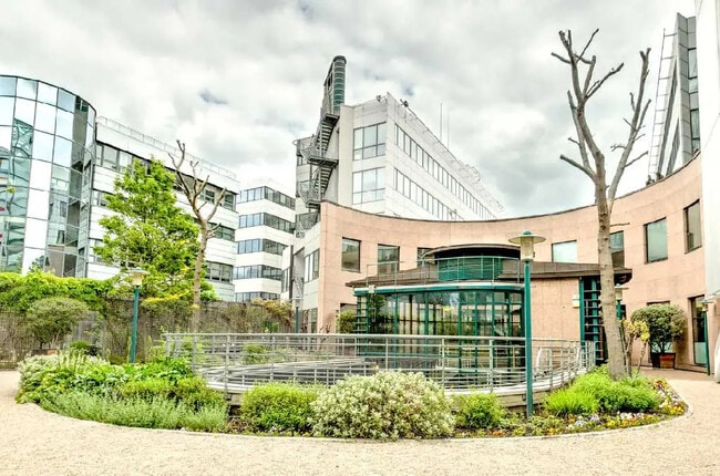 Vente Bureaux 2 909 m²