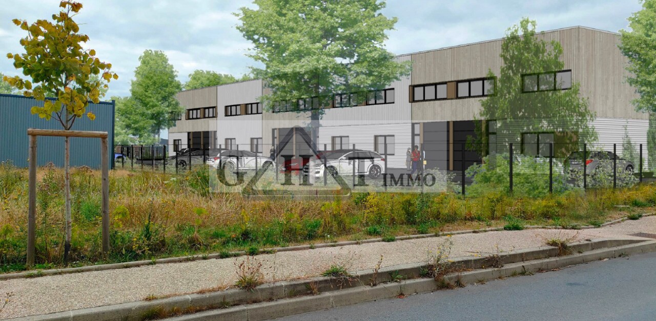 Industrial in Viarmes to rent Building Photo- Image 1 of 5