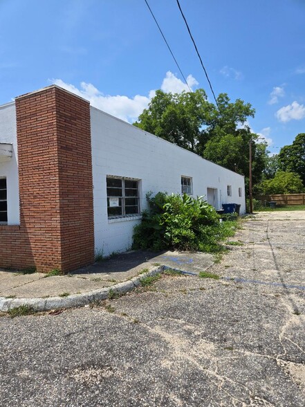 626 W Carolina Ave, Hartsville, SC for sale - Building Photo - Image 3 of 15