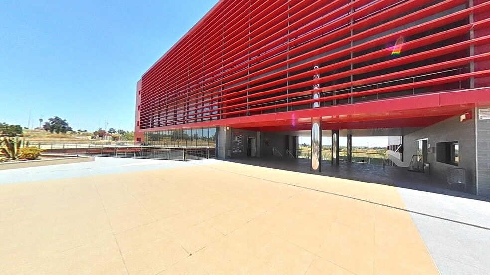 Calle Platino, Salteras, Sevilla for sale - Building Photo - Image 1 of 20