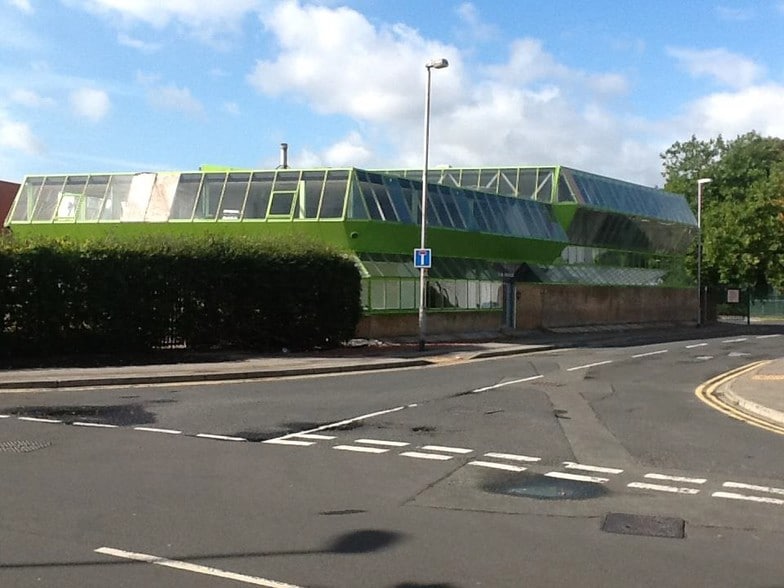 Kirkstall Rd, Leeds for sale - Primary Photo - Image 1 of 1