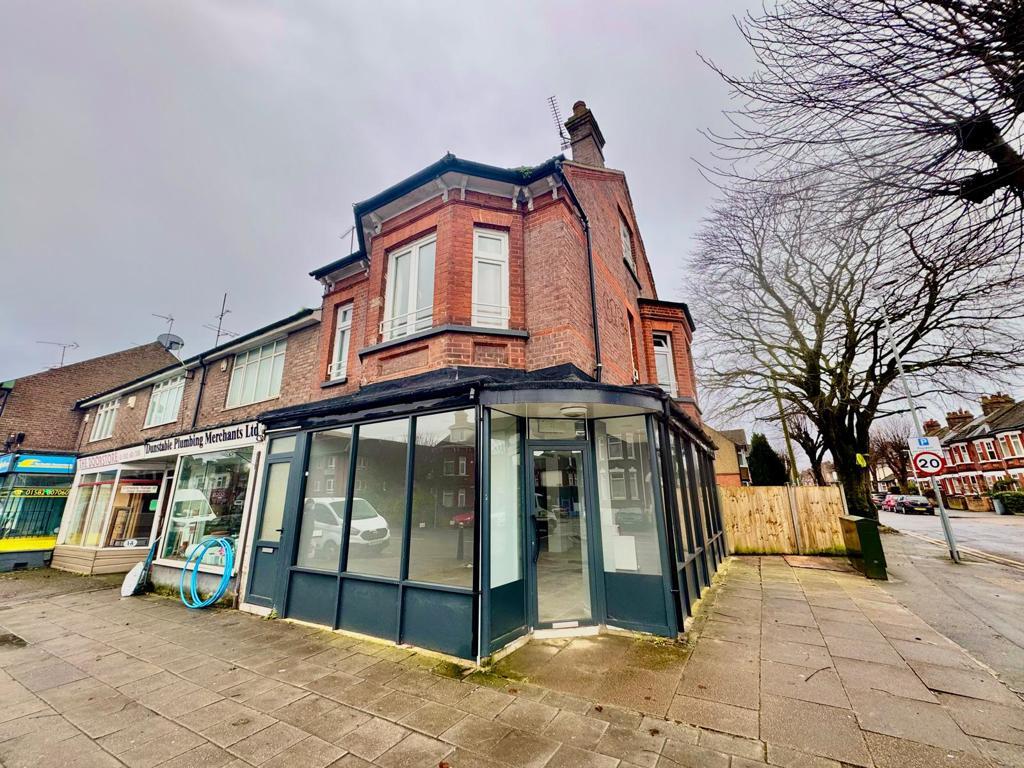 139 High Street North, Dunstable for sale Building Photo- Image 1 of 6