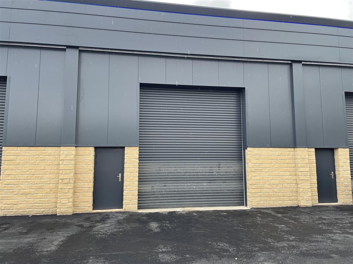 48 Queens Rd, Halifax, HX1 3XY UK