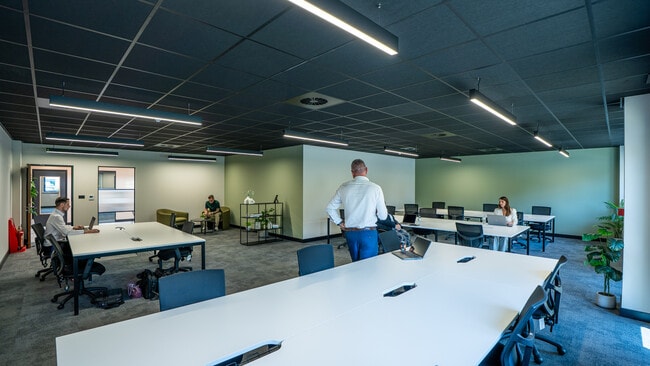 More details for 2 Eastgate Appr, Bolton - Office to Rent