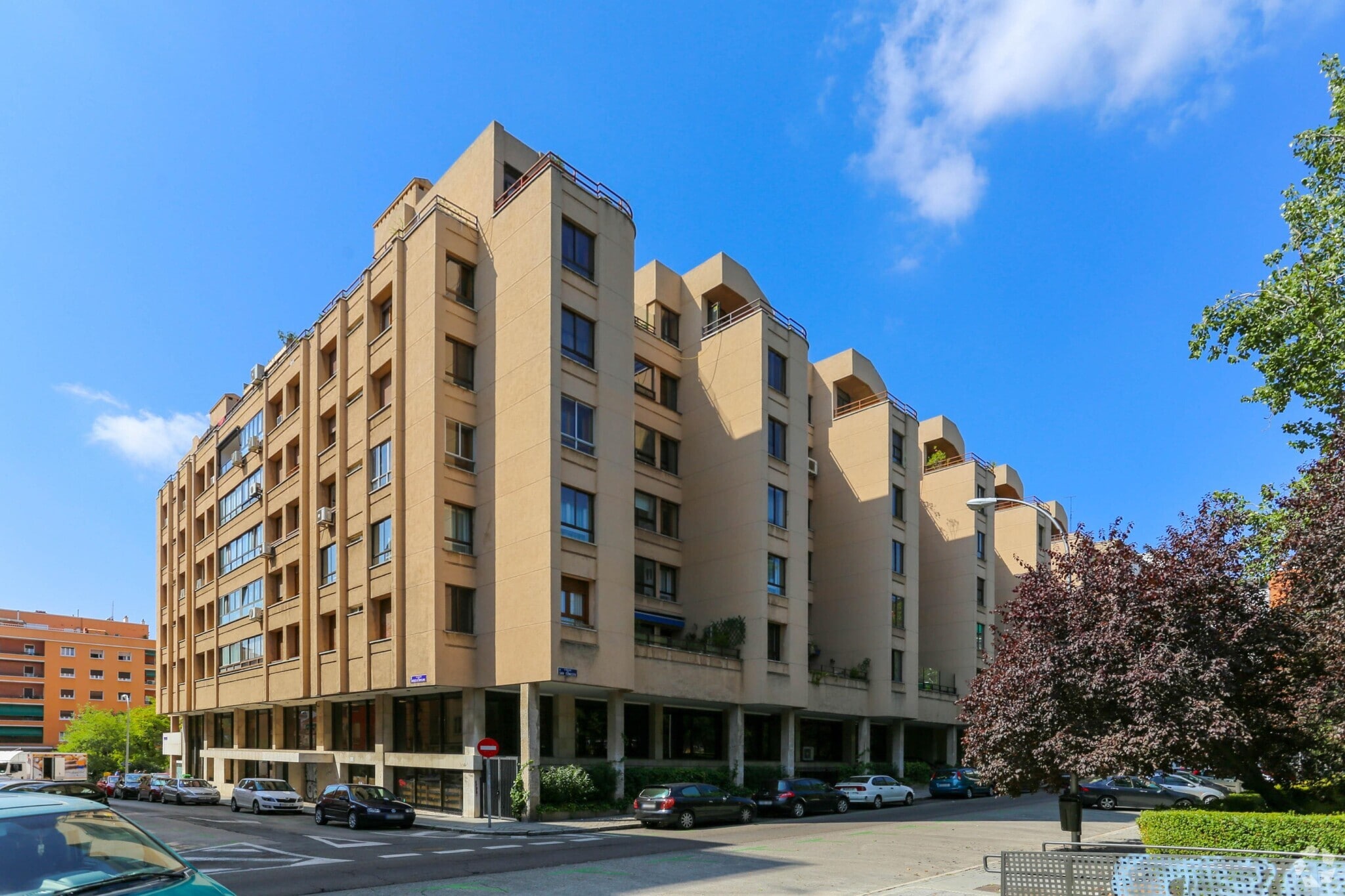 Build-to-Rent in Madrid, Madrid for sale Primary Photo- Image 1 of 4