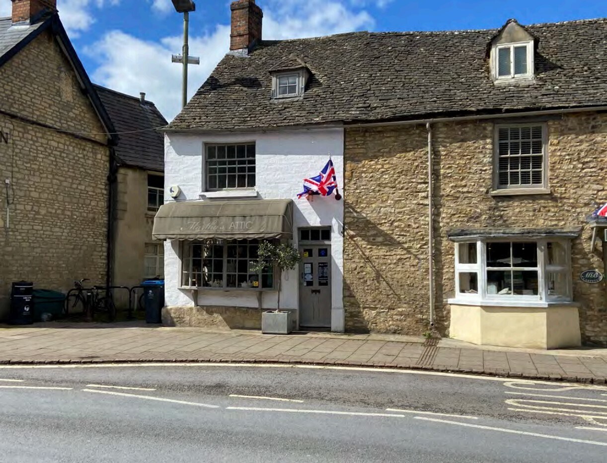 17 Oxford St, Woodstock for sale Primary Photo- Image 1 of 1