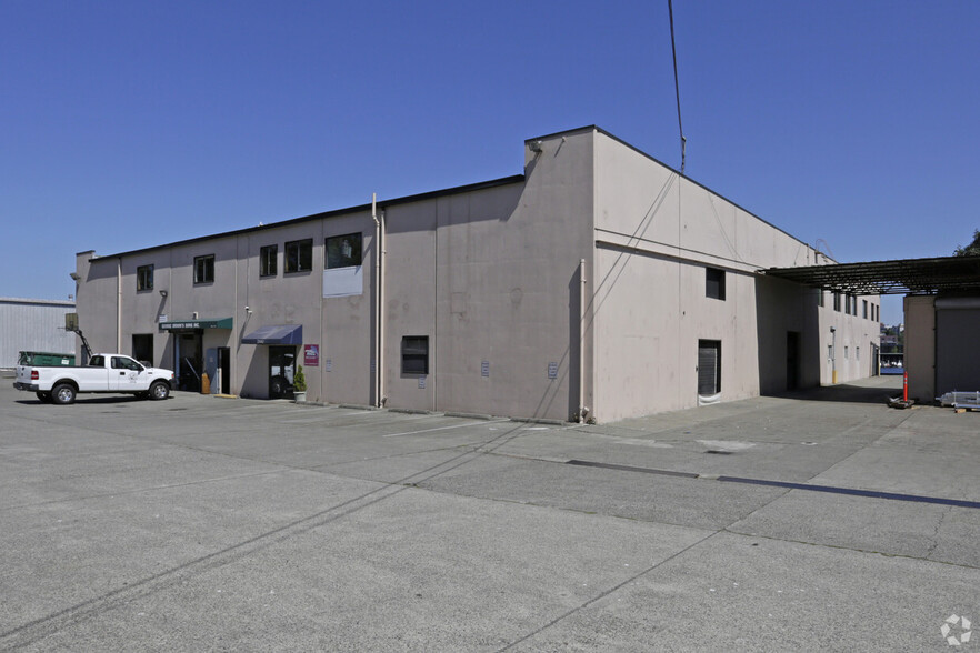 2440 W Commodore Way, Seattle, WA for rent - Building Photo - Image 3 of 5