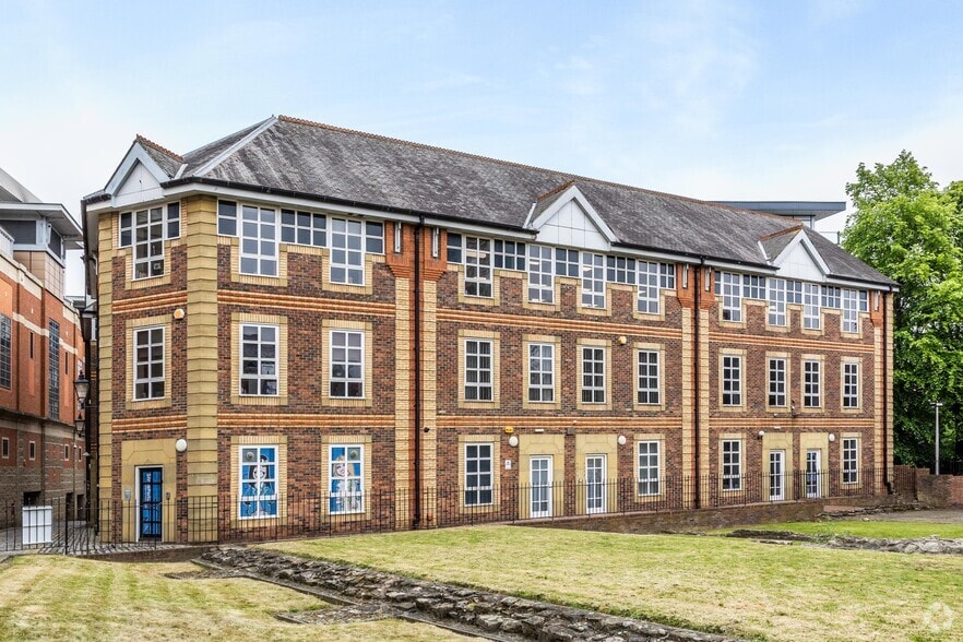 Dispensary Ln, Newcastle Upon Tyne to rent - Building Photo - Image 2 of 2