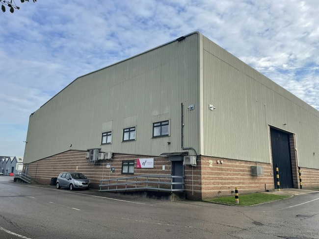 More details for Arrow Trading Estate, Corporation Rd, Manchester - Industrial to Rent