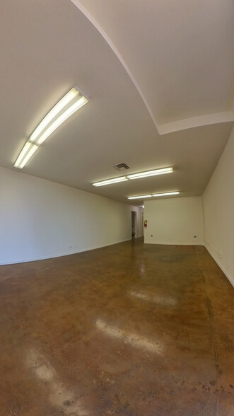 11800-11814 Woodruff Ave, Downey, CA for rent - Interior Photo - Image 2 of 11