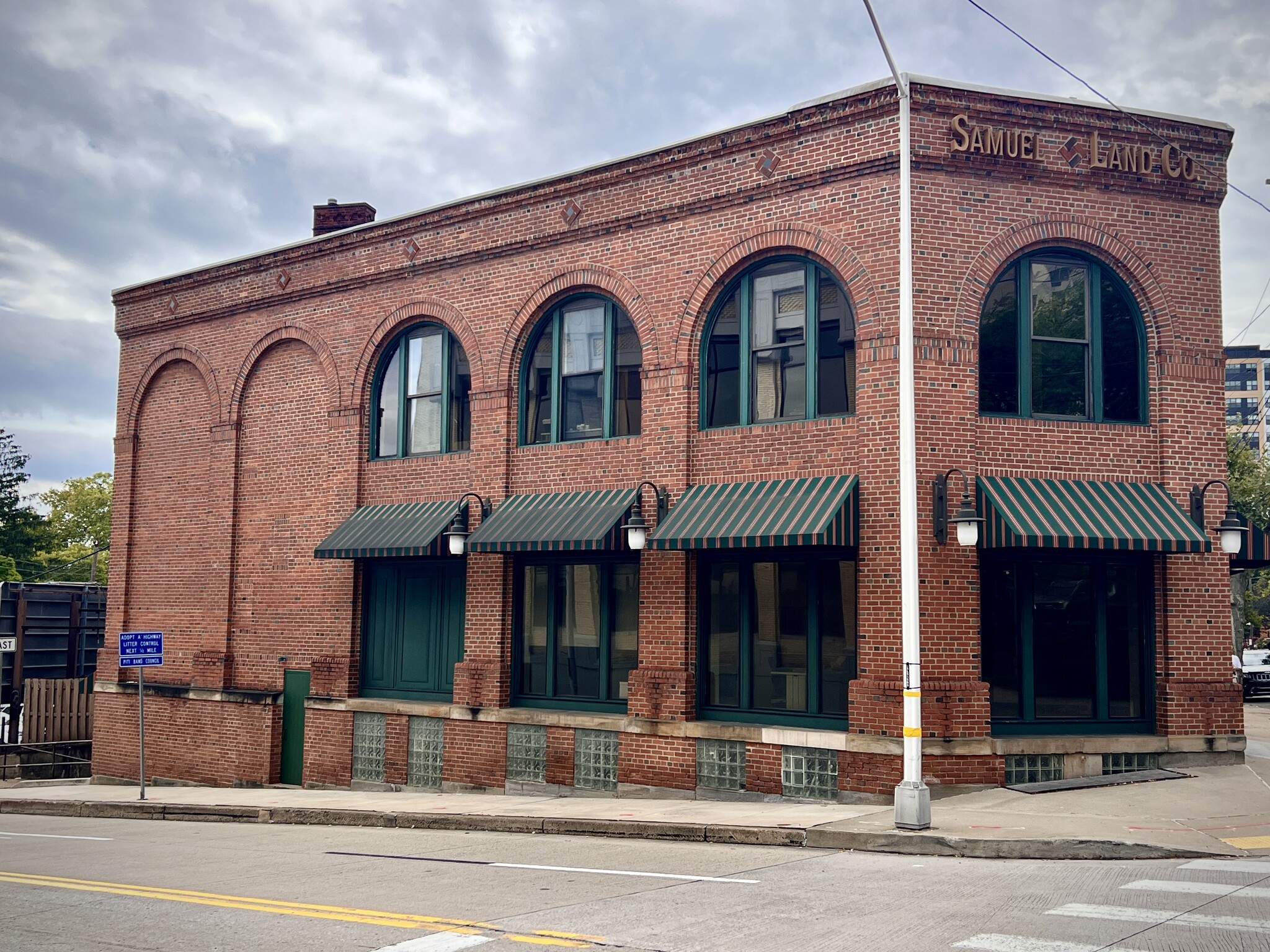 372 N Craig St, Pittsburgh, PA for rent Building Photo- Image 1 of 9