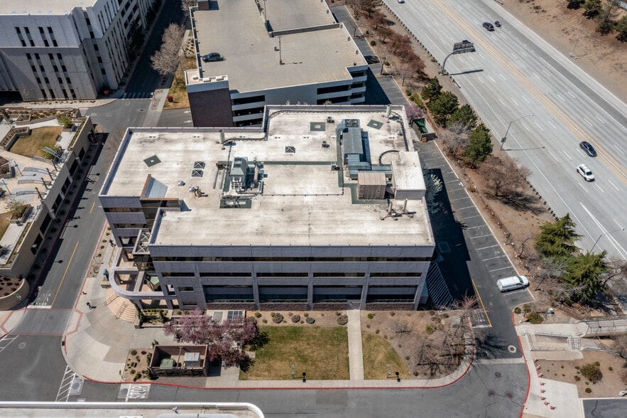 343 Elm St, Reno, NV to rent - Building Photo - Image 2 of 11