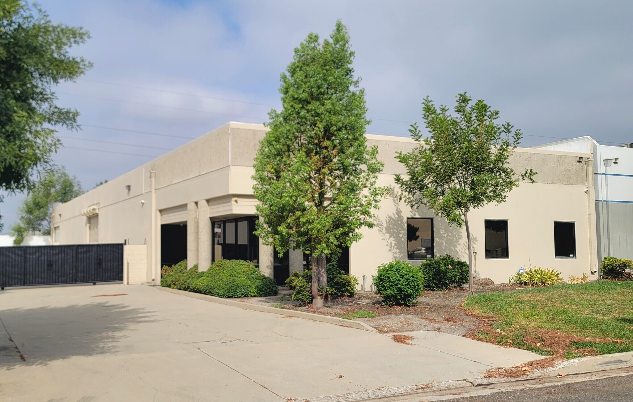 15010 Sierra Bonita Ln, Chino, CA for sale Primary Photo- Image 1 of 1