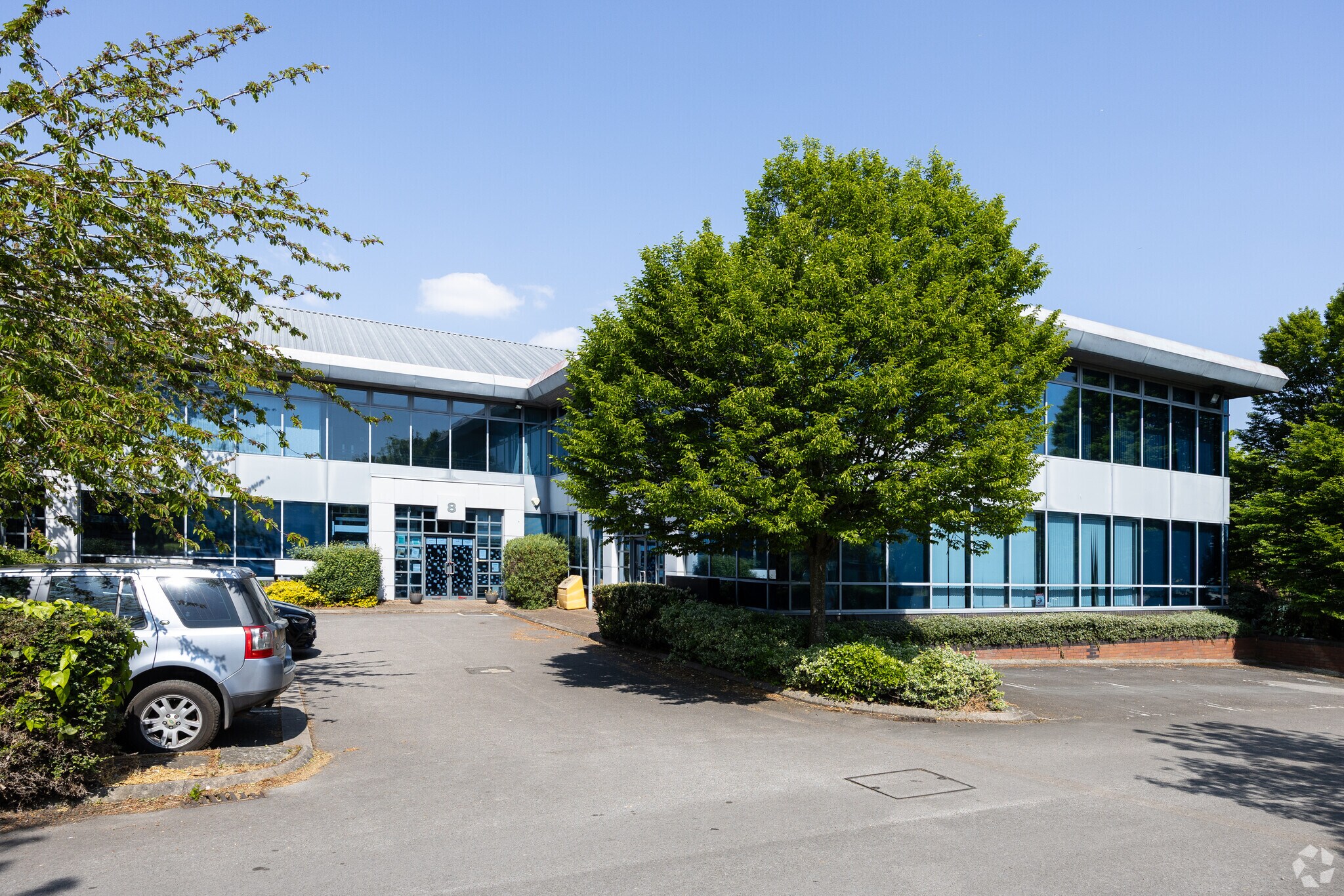 Gillette Way, Reading to rent Primary Photo- Image 1 of 4