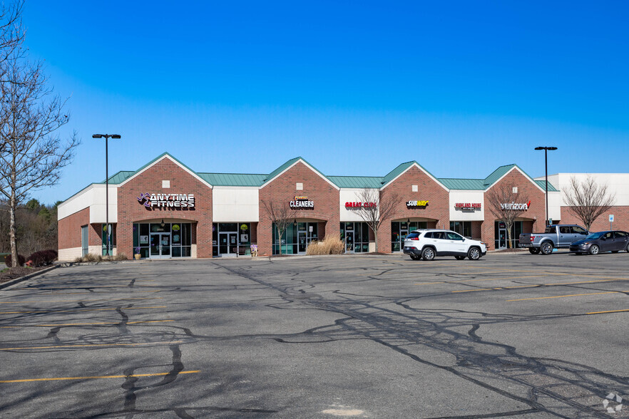 9685-9749 Dixie Hwy, Clarkston, MI for rent - Building Photo - Image 1 of 2