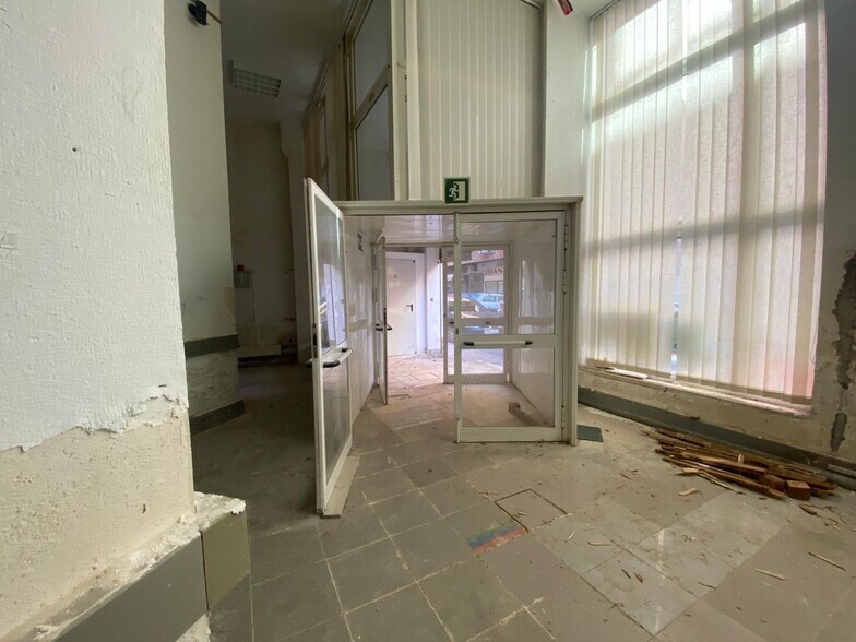 Retail in Cáceres, Cáceres for sale - Interior Photo - Image 2 of 30