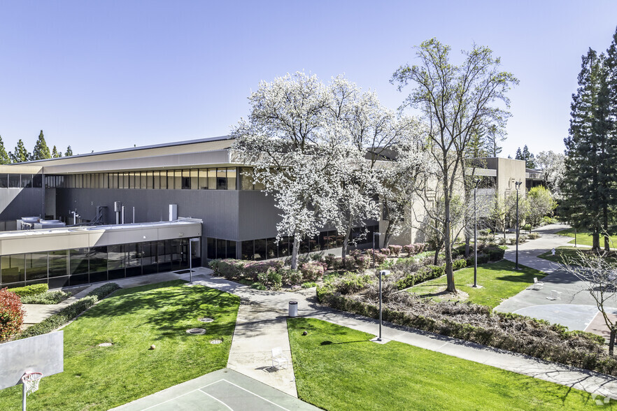 8050 Foothills Blvd, Roseville, CA for rent - Building Photo - Image 3 of 6