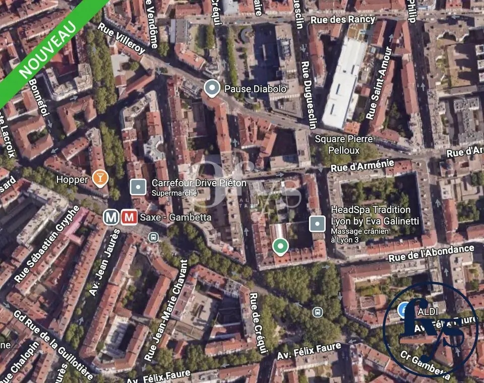 Office in Lyon to rent Building Photo- Image 1 of 4