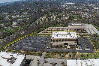 730 Holiday Dr, Pittsburgh, PA - AERIAL  map view