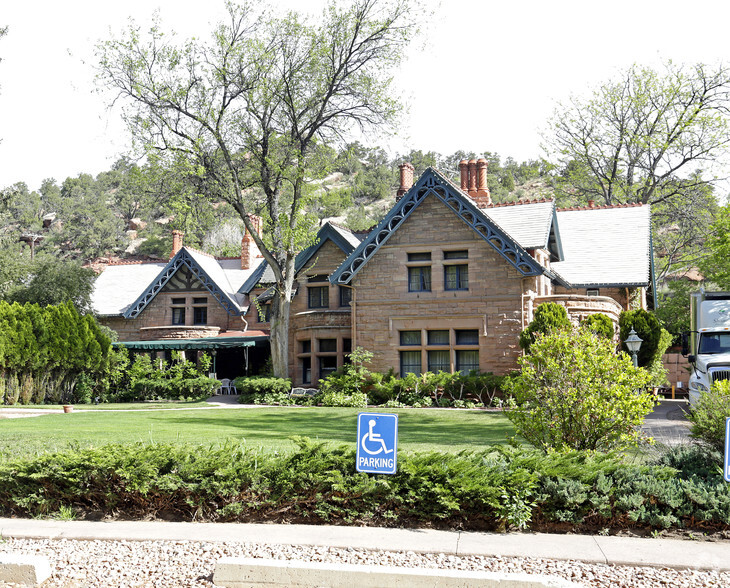 404 Manitou Ave, Manitou Springs, CO for sale - Primary Photo - Image 1 of 1