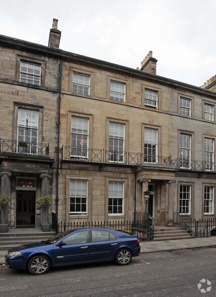 27 Rutland Sq, Edinburgh to rent - Building Photo - Image 3 of 3