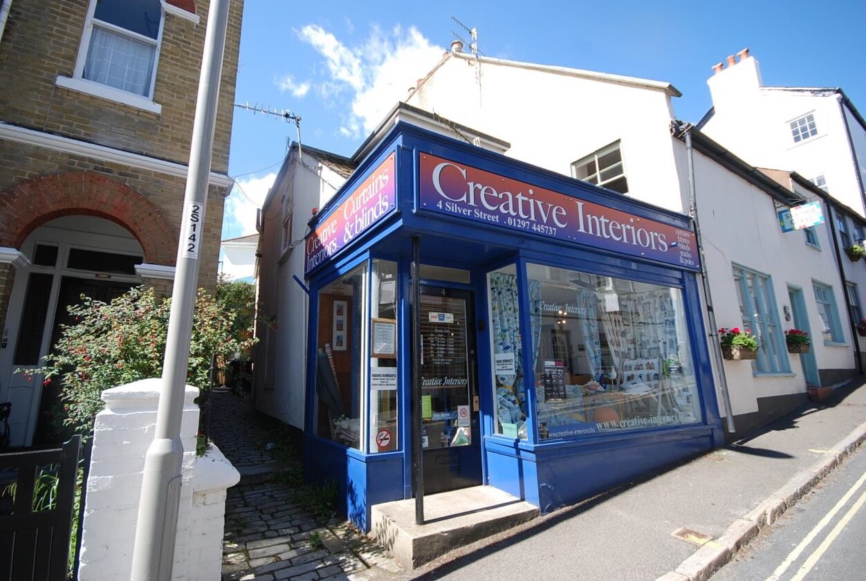 4 Silver St, Lyme Regis for sale Primary Photo- Image 1 of 1