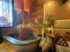 Retail in Barcelona, Barcelona to rent Interior Photo- Image 2 of 27