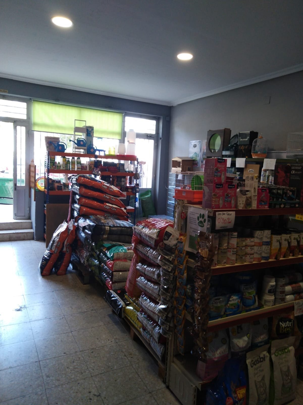 Retail in Cáceres, Cáceres for sale Building Photo- Image 1 of 5