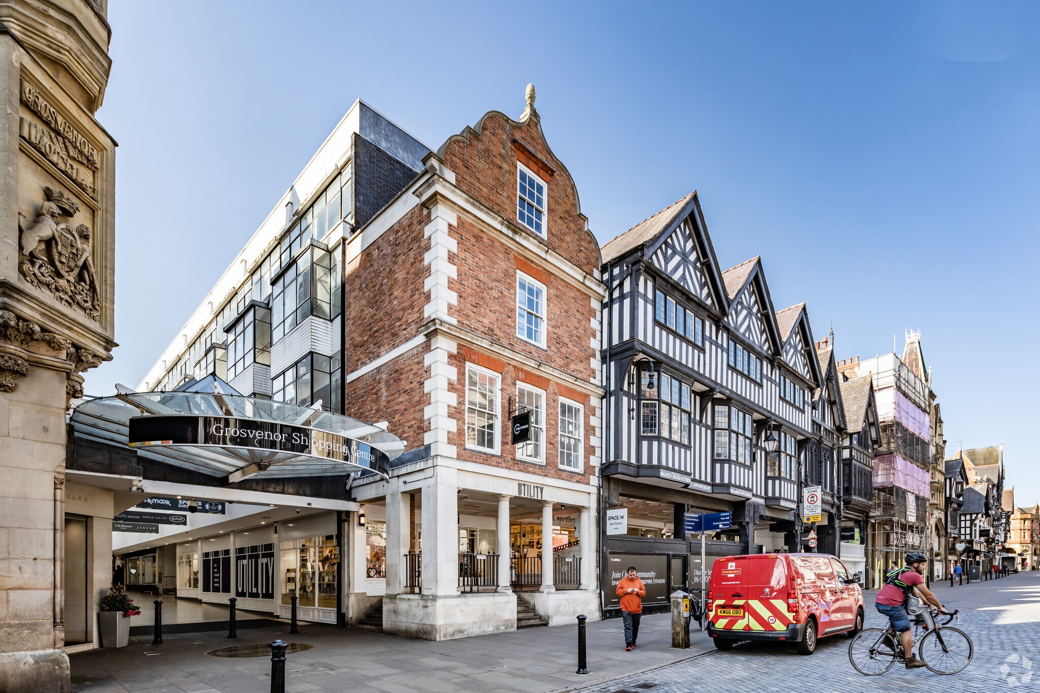 Newgate St, Chester to rent Building Photo- Image 1 of 4