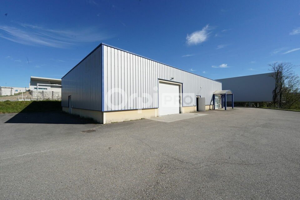 33 Avenue Zac De Chassagne, Ternay to rent Building Photo- Image 1 of 13