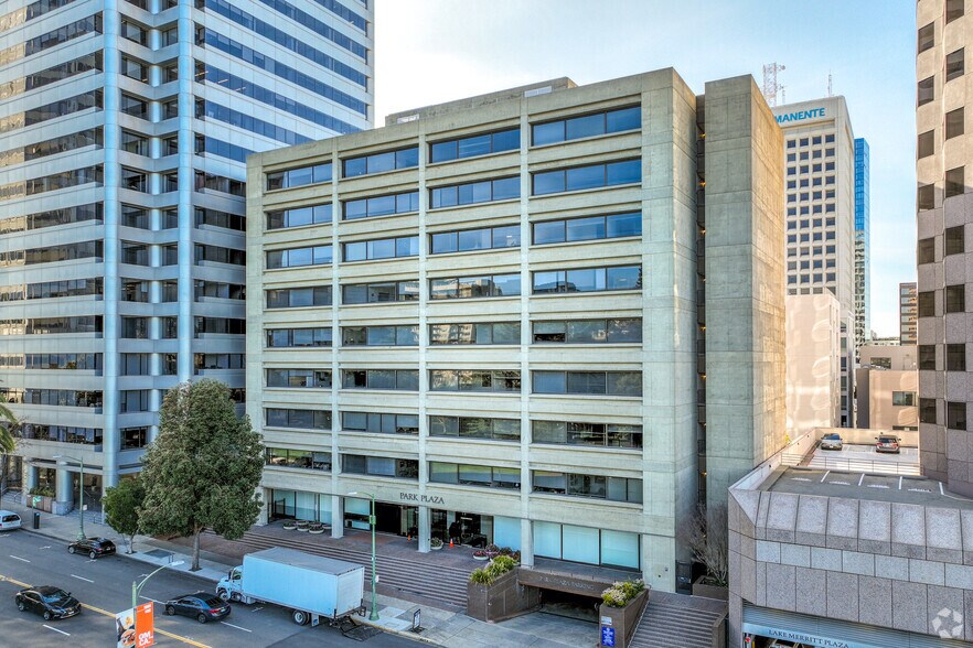 1939 Harrison St, Oakland, CA to rent - Primary Photo - Image 1 of 6