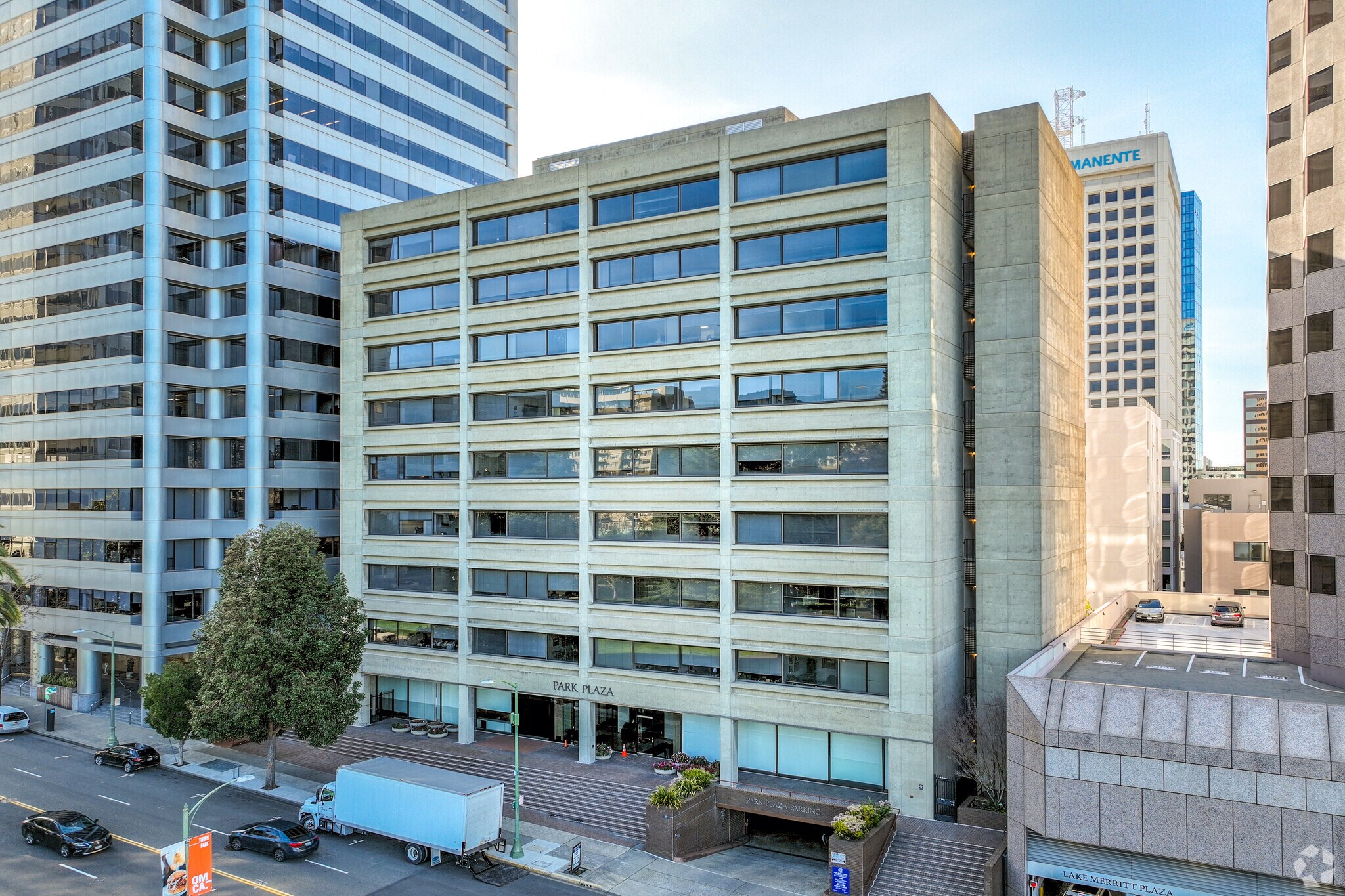 1939 Harrison St, Oakland, CA to rent Primary Photo- Image 1 of 7