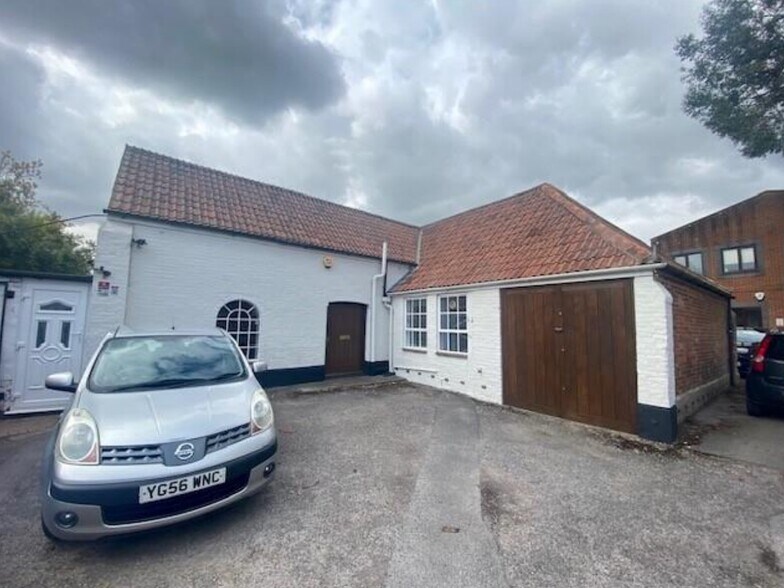 Charnham St, Hungerford for sale - Building Photo - Image 1 of 5