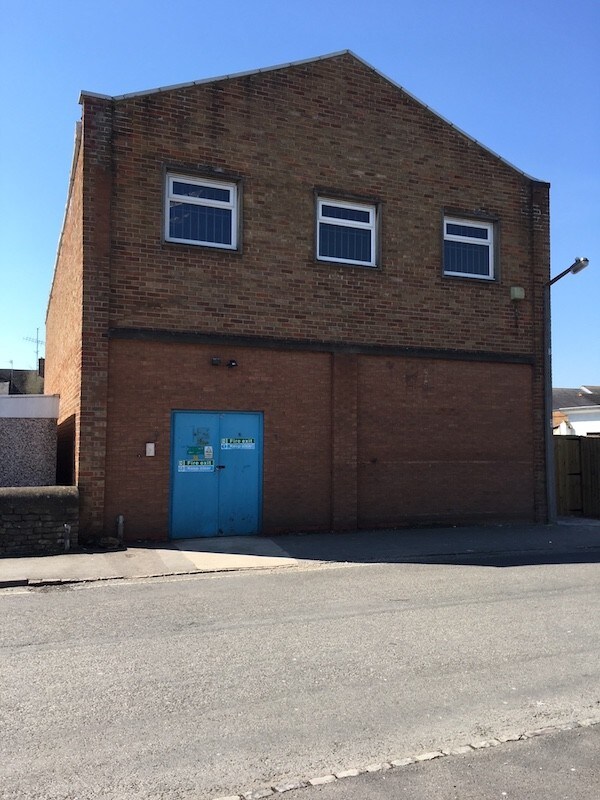 9 Victoria Rd, Bicester, OX26 6PB UK