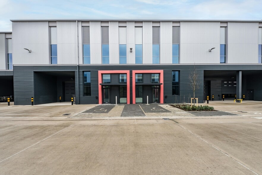 Lilford Rd, London to rent - Building Photo - Image 1 of 22