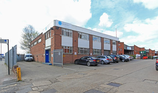 More details for 26 Park Royal Rd, London - Industrial for Rent