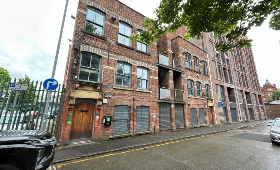 82-84 Silk St, Manchester for sale Primary Photo- Image 1 of 1