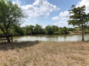 000 Hopkinsville Rd, Cuero, TX for sale Primary Photo- Image 1 of 1