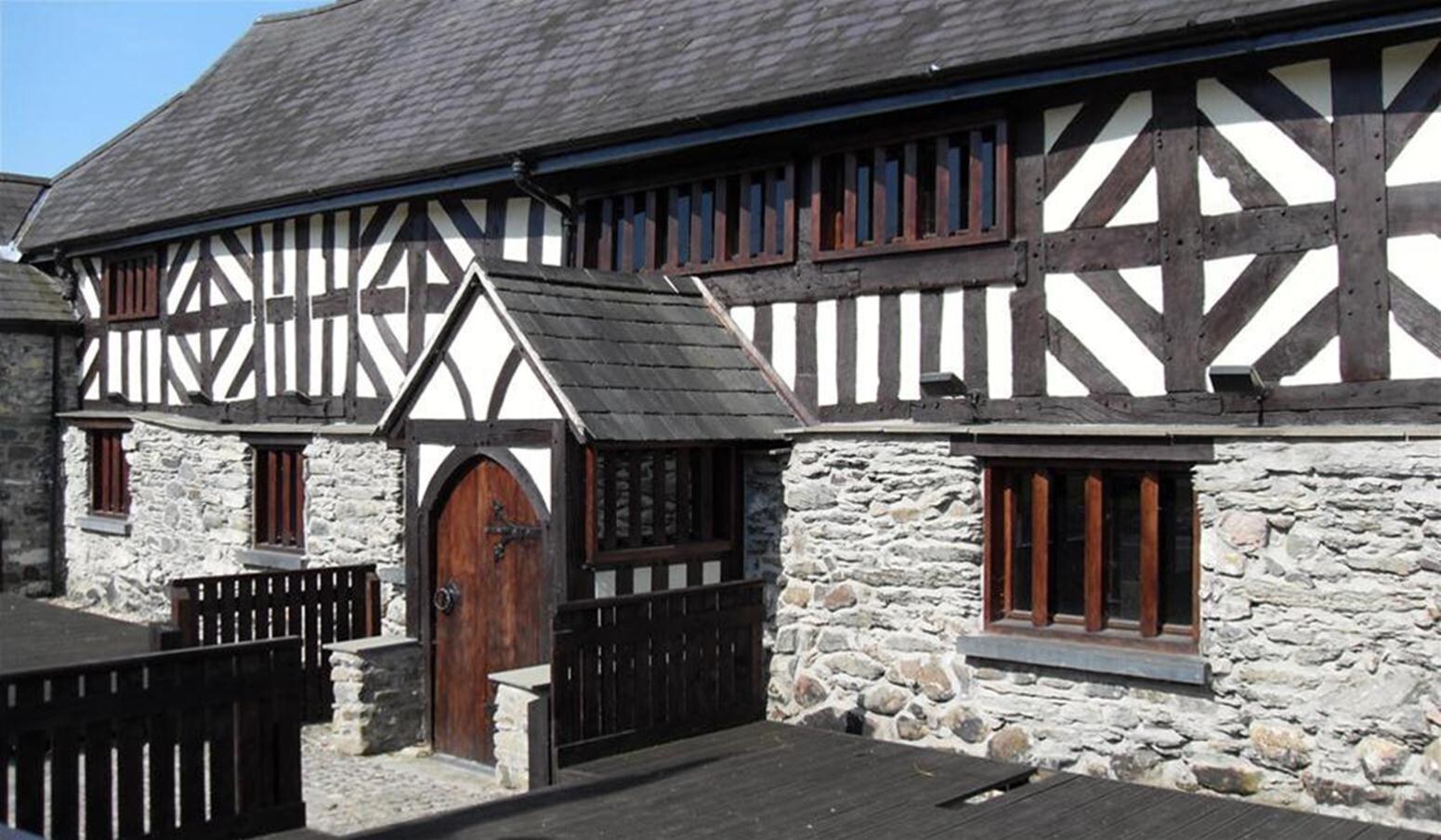 Main St, Corwen for sale Primary Photo- Image 1 of 1