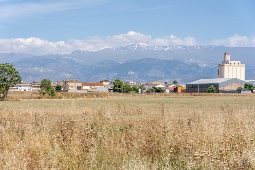 Land in Santa Fe, Granada for sale - Building Photo - Image 2 of 26