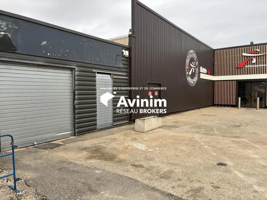 Vente Commerce 440 m² - Photo 1