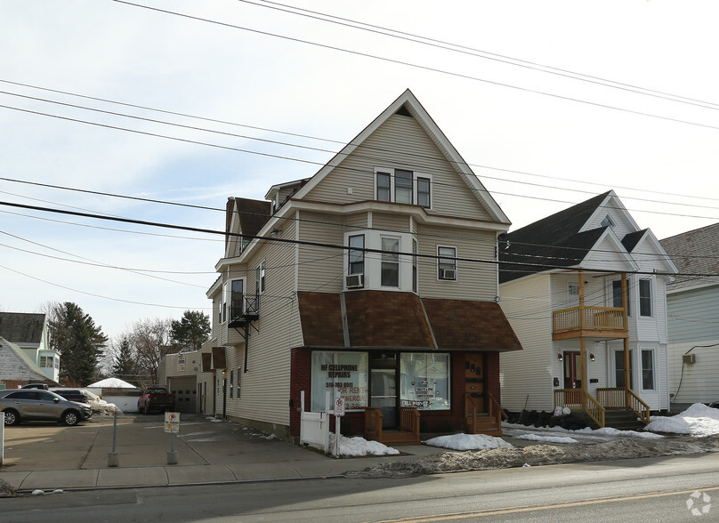 1718 Broadway, Schenectady, NY for sale - Primary Photo - Image 1 of 1