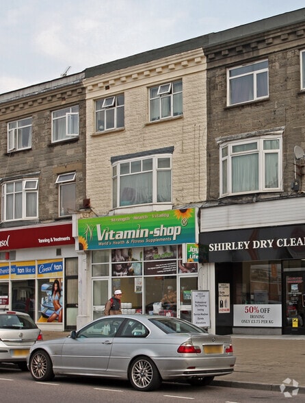 399 Shirley Rd, Southampton to rent - Building Photo - Image 2 of 14