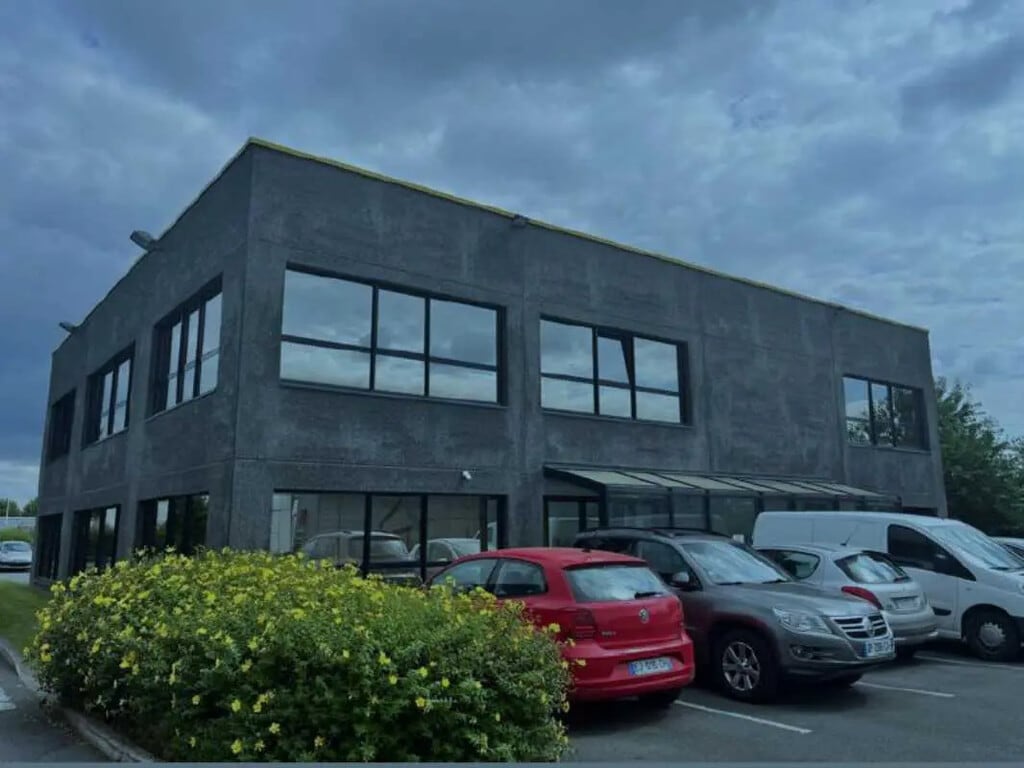Location Local d'activités 513 m² - Photo 1