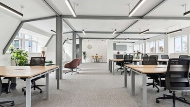 22-24 Glenthorne Rd, London to rent Interior Photo- Image 2 of 7