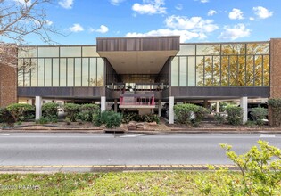 969 Coolidge St, Lafayette, LA for rent Building Photo- Image 1 of 22