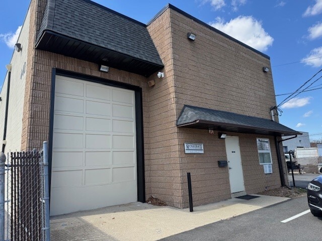 440 Banta Pl, Fair Lawn, NJ to rent Building Photo- Image 1 of 5