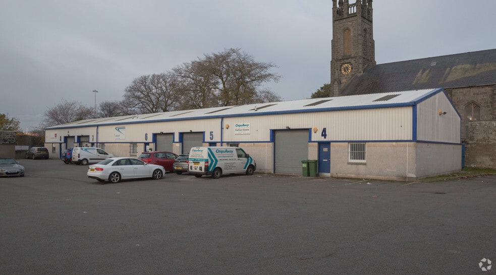 4-8 Links St, Aberdeen to rent - Primary Photo - Image 1 of 1